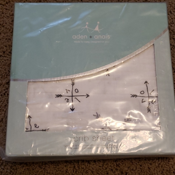 aden + anais Other - NWT muslin crib sheet